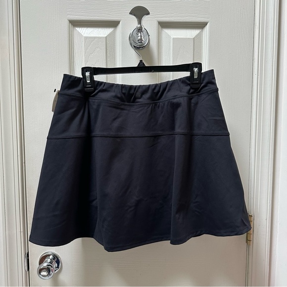 NWT Talbots Black A-Line Skort Size LP - Picture 2 of 7